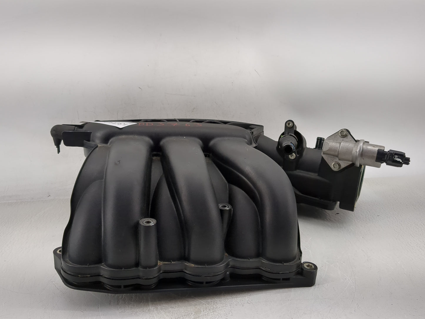 2004-2007 Ford Taurus Air Intake Manifold P/N:6F1E-9424-BB Fits Fits 2004 2005 2006 2007 OEM Used Auto Parts - Oemusedautopa