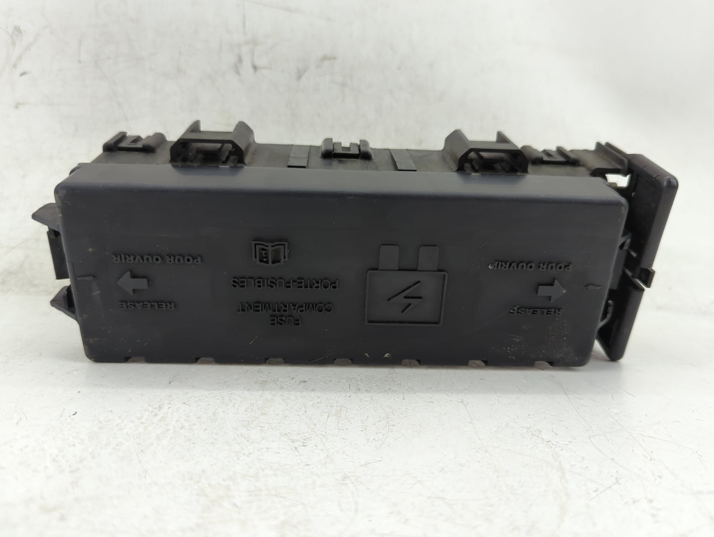 2005-2007 Ford Taurus Fusebox Fuse Box Panel Relay Module P/N:YF1T-14A003-A Fits Fits 2005 2006 2007 OEM Used Auto Parts - O