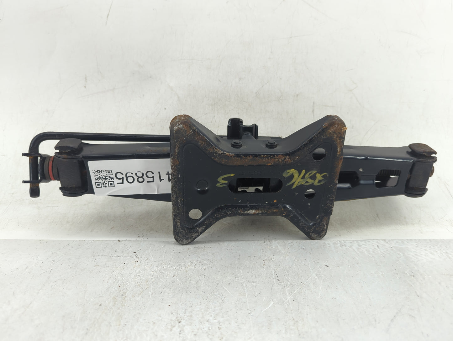 2007 Ford Taurus Spare Scissor Car Jack 1415895 - Oemusedautoparts1.com