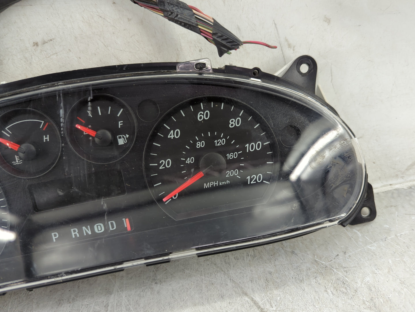 2007 Ford Taurus Instrument Cluster Speedometer Gauges P/N:XF1F-10A855-K Fits OEM Used Auto Parts - Oemusedautoparts1.com