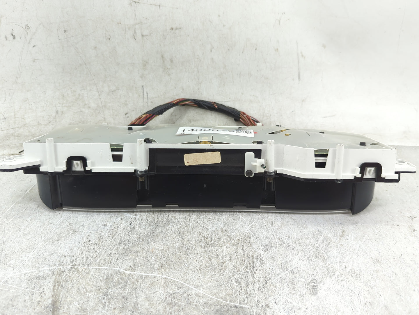 2007 Ford Taurus Instrument Cluster Speedometer Gauges P/N:XF1F-10A855-K Fits OEM Used Auto Parts - Oemusedautoparts1.com
