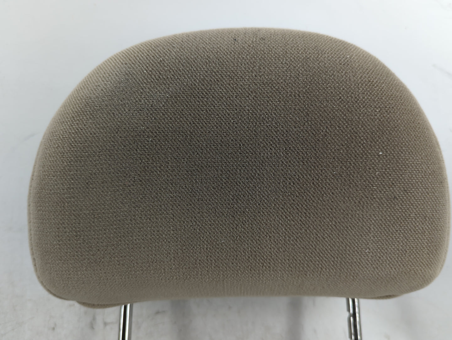 2004-2007 Ford Taurus Headrest Head Rest Rear Seat Fits Fits 2004 2005 2006 2007 OEM Used Auto Parts - Oemusedautoparts1.com