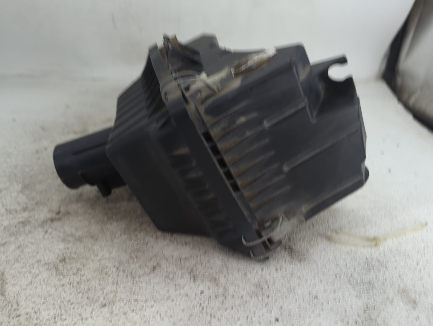 2005-2007 Ford Taurus Air Cleaner Intake-duct Hose Tube 1495354 - Oemusedautoparts1.com