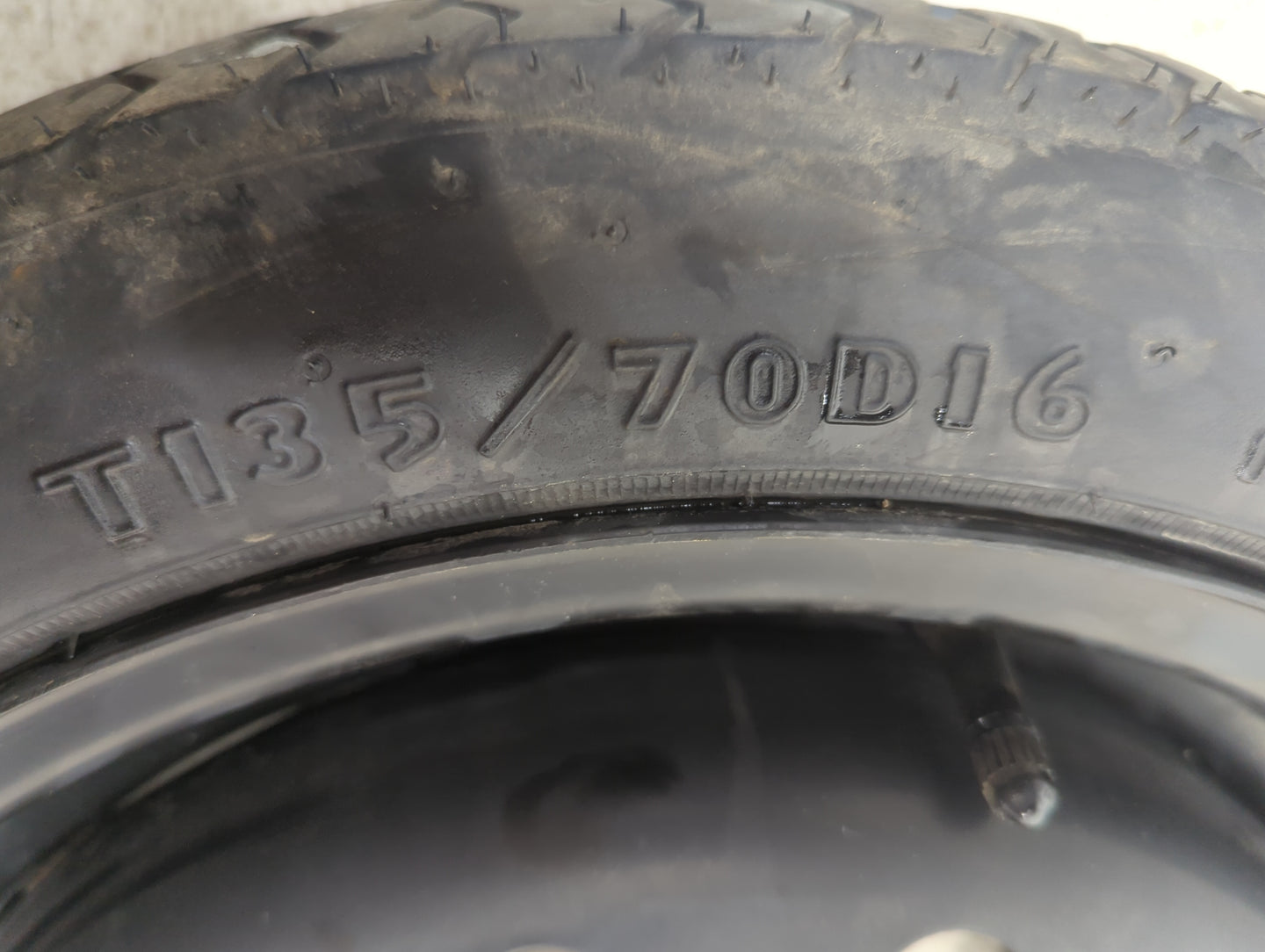 1993-2007 Ford Taurus Spare Donut Tire Wheel Rim Oem - Oemusedautoparts1.com