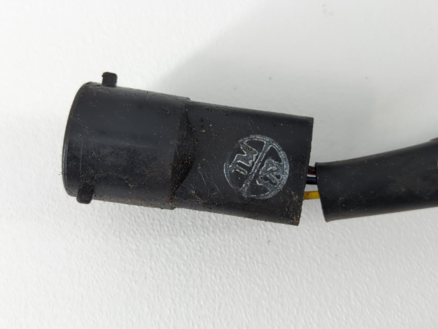 2000-2007 Ford Taurus Side Mirror Replacement Driver Left View Door Mirror P/N:5F13 17683 EAY Fits OEM Used Auto Parts - Oem