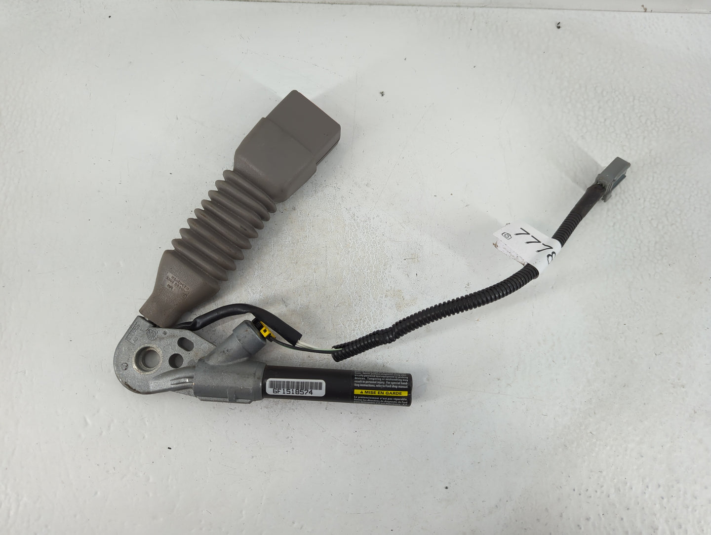 2004-2007 Ford Taurus Passenger Right Seat Belt Front Retractor - Oemusedautoparts1.com