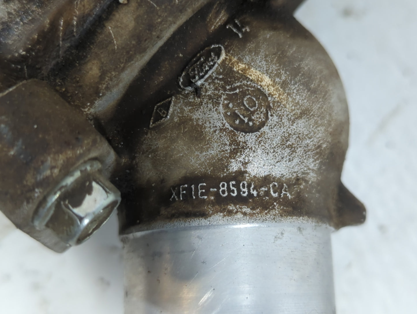 2007 Ford Taurus Driver Left Cylinder Head Valve Cover P/N:XF1E-8594-CA Fits OEM Used Auto Parts - Oemusedautoparts1.com