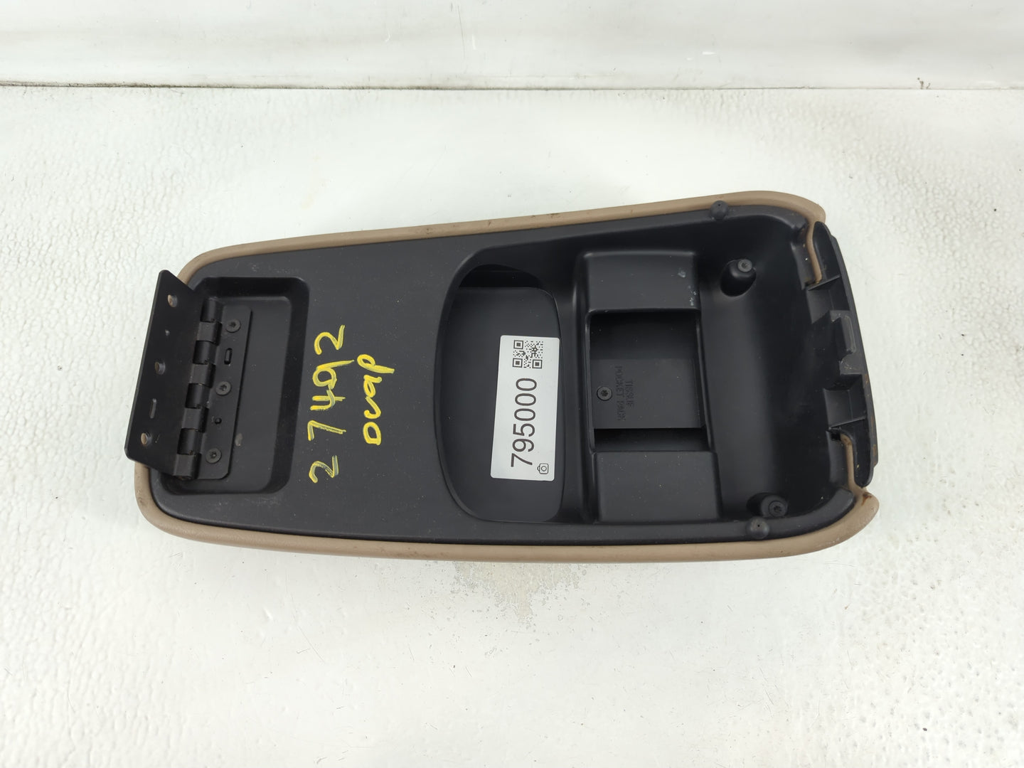 2007 Ford Taurus Center Console Armrest Cover Lid P/N:VE8401 W2213B Fits OEM Used Auto Parts - Oemusedautoparts1.com
