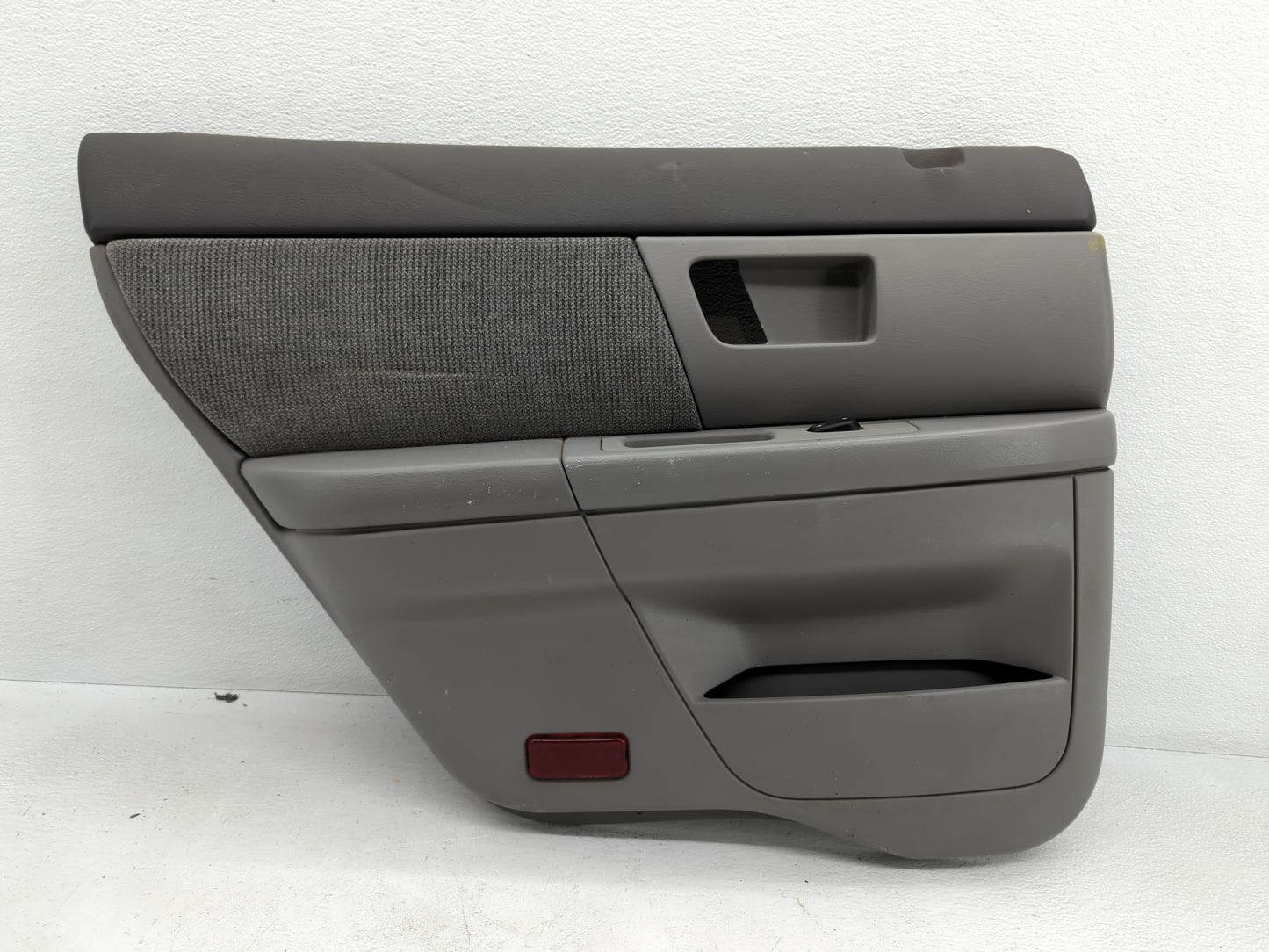2007 Ford Taurus Rear Left Driver Interior Door Panel Trim - Oemusedautoparts1.com