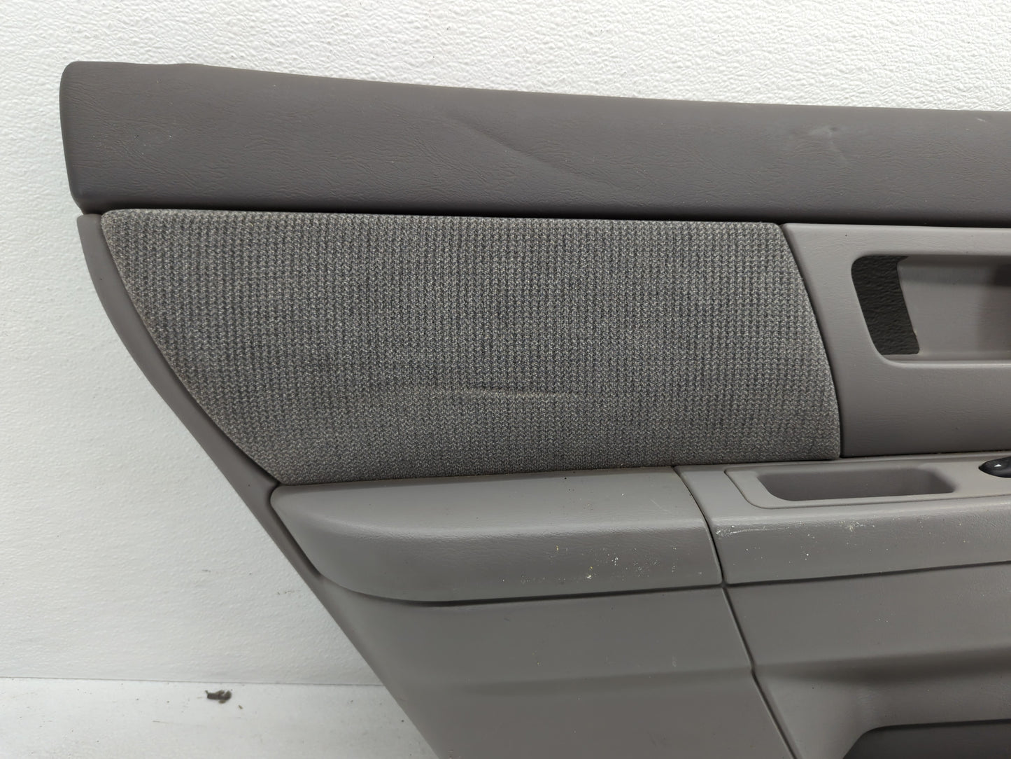 2007 Ford Taurus Rear Left Driver Interior Door Panel Trim - Oemusedautoparts1.com