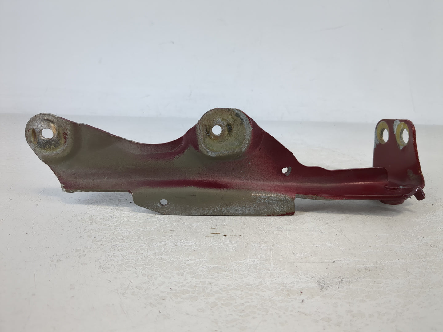 2007 Ford Taurus Driver Hood Hinge 947228 - Oemusedautoparts1.com