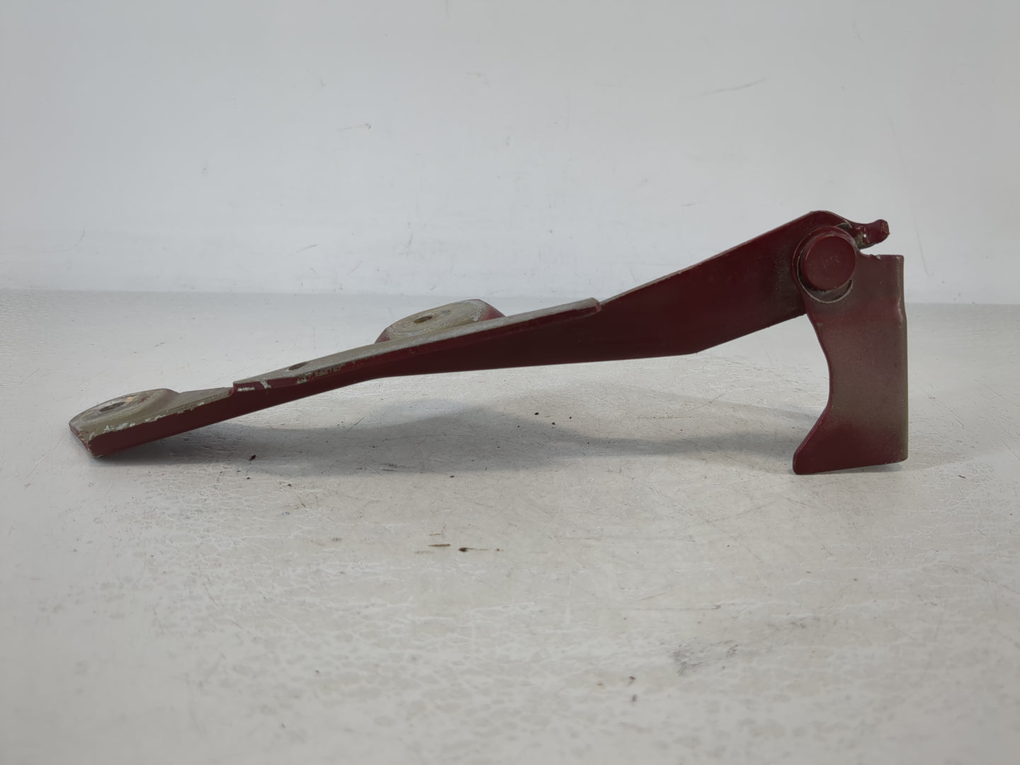 2007 Ford Taurus Driver Hood Hinge 947228 - Oemusedautoparts1.com