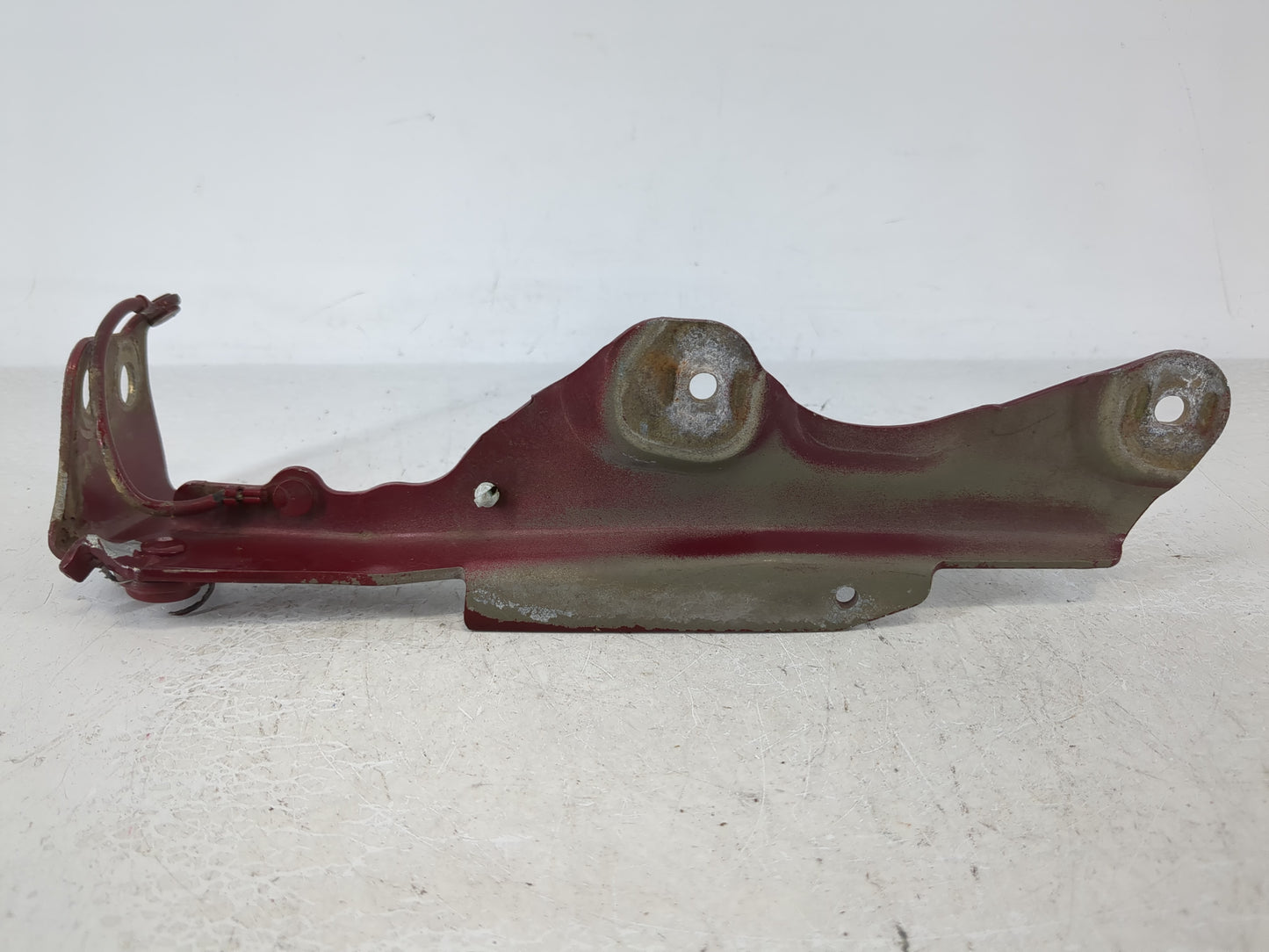 2007 Ford Taurus Passenger Hood Hinge - Oemusedautoparts1.com