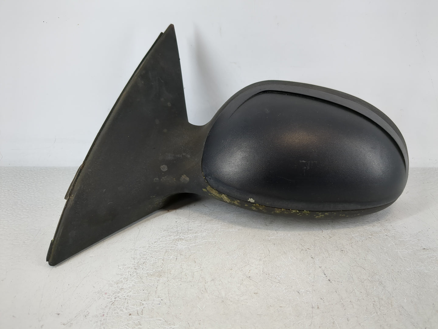 2000-2007 Ford Taurus Passenger Right Side View Manual Door Mirror Black - Oemusedautoparts1.com