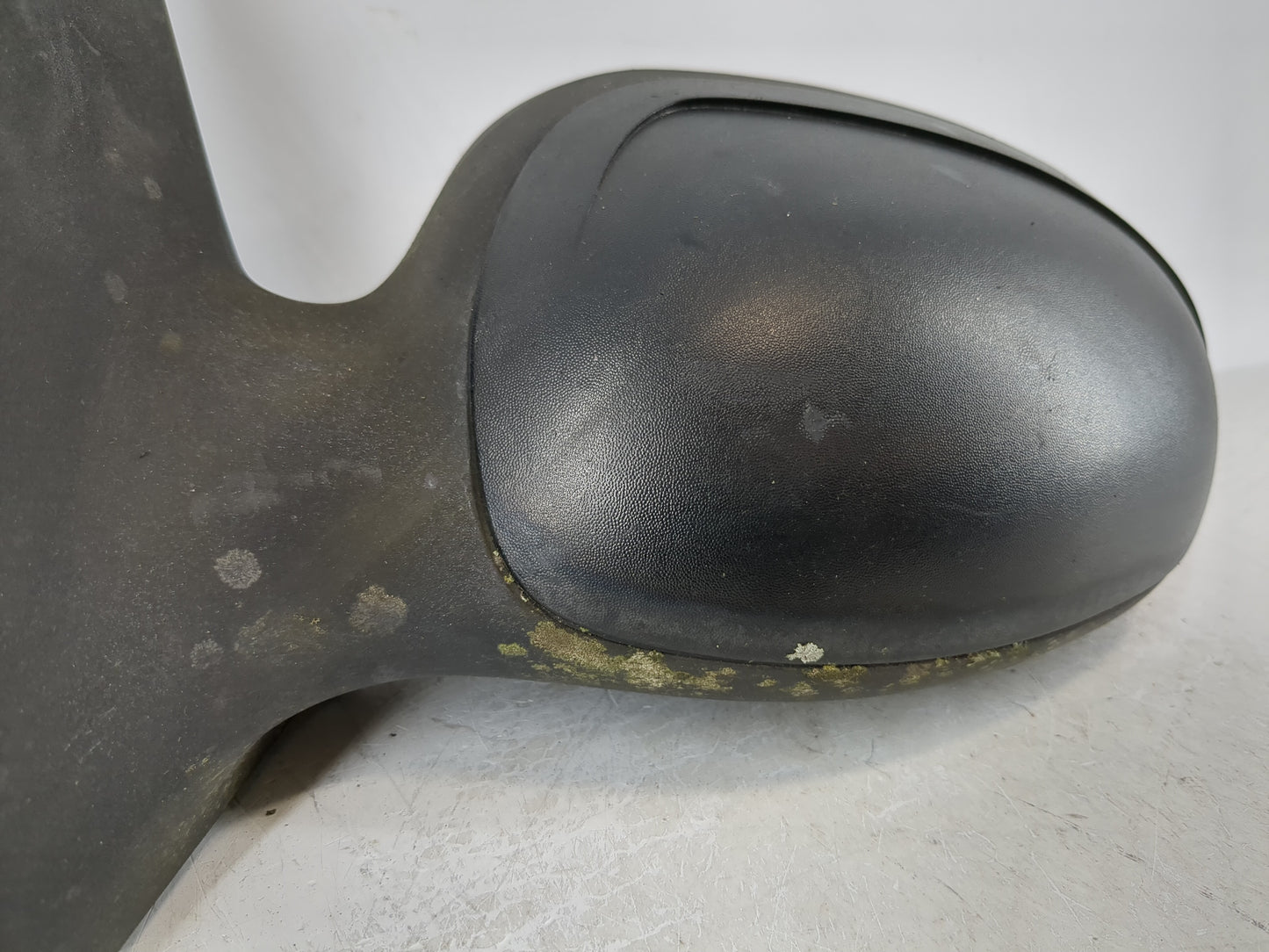 2000-2007 Ford Taurus Passenger Right Side View Manual Door Mirror Black - Oemusedautoparts1.com