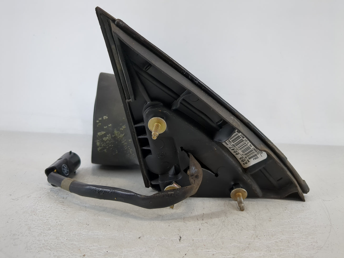 2000-2007 Ford Taurus Driver Left Side View Manual Door Mirror Black 982259 - Oemusedautoparts1.com