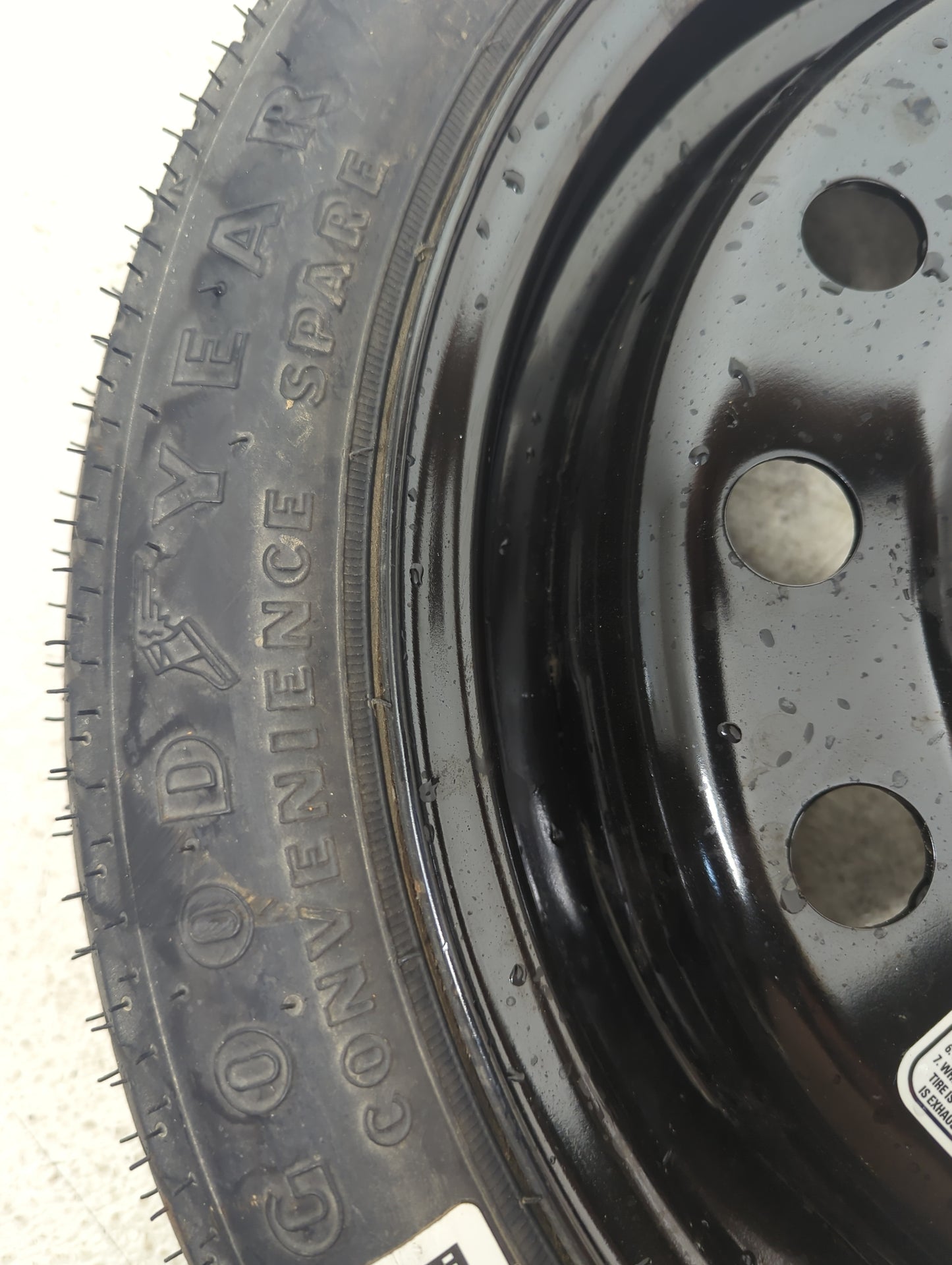 2007 Ford Taurus(see Also Taurus X) Taurus Spare Donut Tire Wheel Rim Oem - Oemusedautoparts1.com