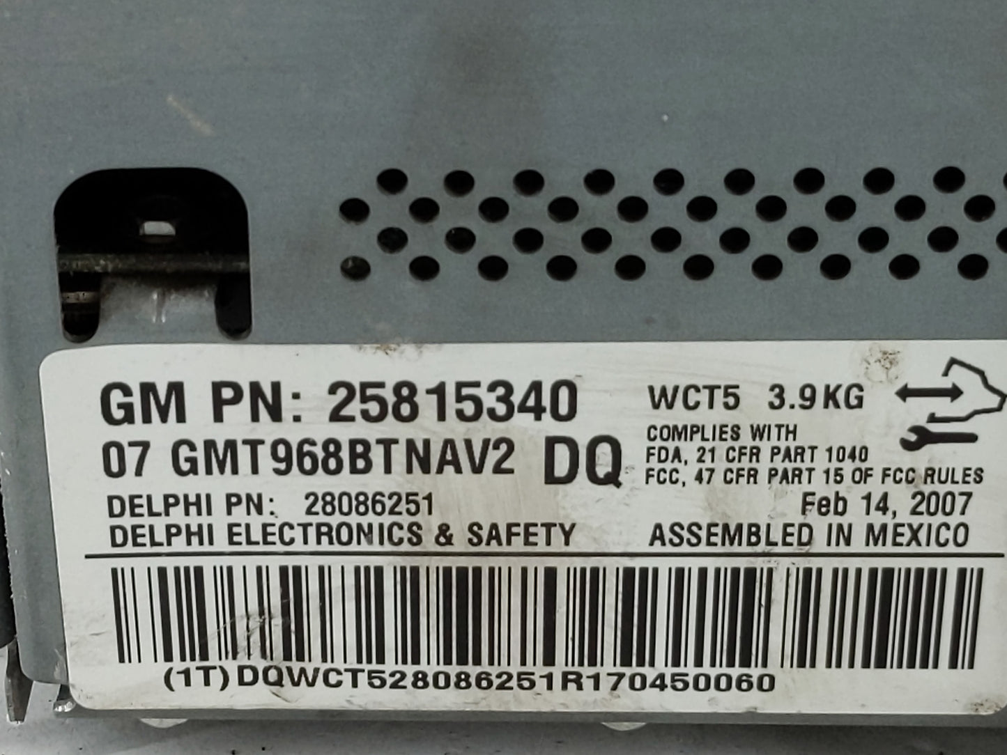 2007-2008 Gmc Acadia Radio AM FM Cd Player Receiver Replacement P/N:96560-S9010CDD Fits Fits 2007 2008 OEM Used Auto Parts -