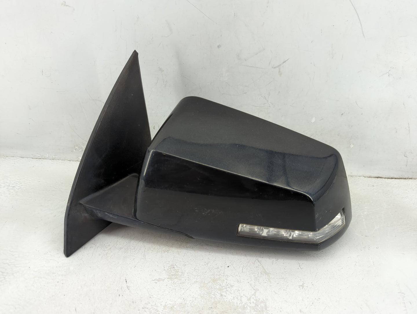 2007-2008 Gmc Acadia Driver Side View Mirror - Left Door Mirror OEM Used - Oemusedautoparts1.com