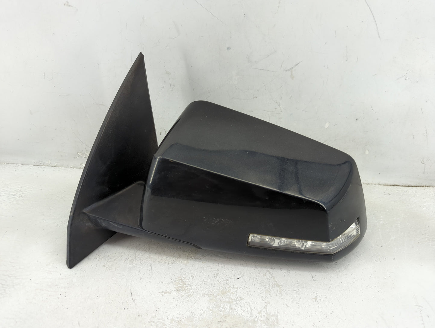 2007-2008 Gmc Acadia Driver Side View Mirror - Left Door Mirror OEM Used - Oemusedautoparts1.com