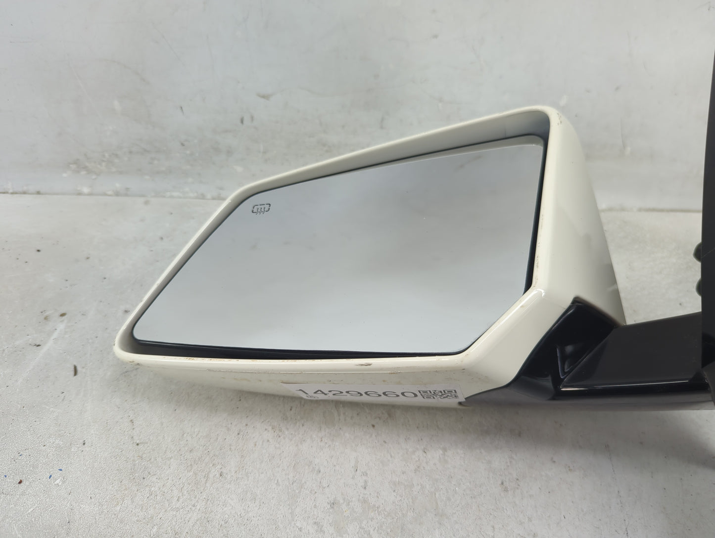 2007 Gmc Acadia Driver Left Side View Manual Door Mirror White - Oemusedautoparts1.com