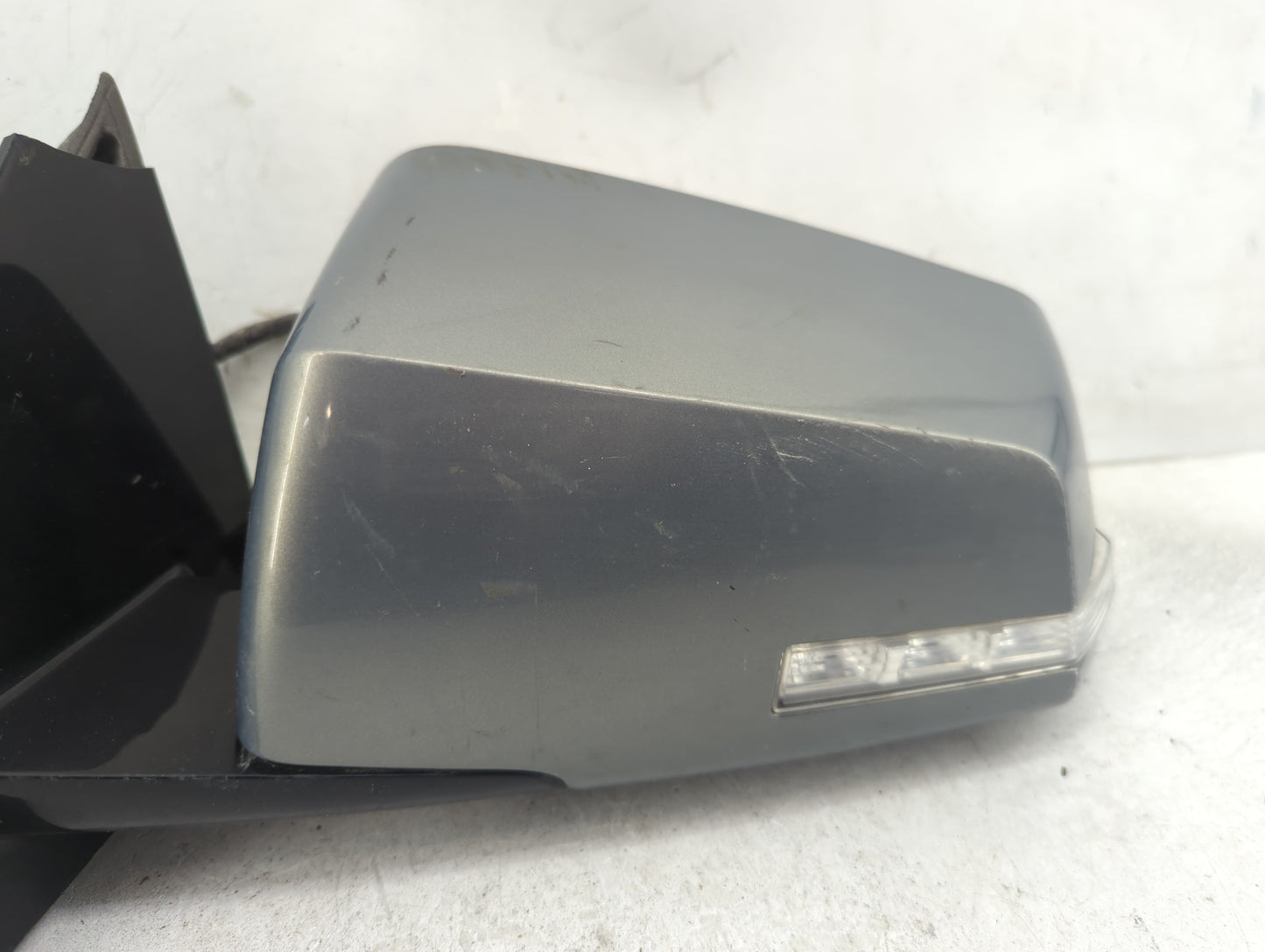 2007-2008 Gmc Acadia Driver Side View Mirror - Left Door Mirror OEM Used - Oemusedautoparts1.com