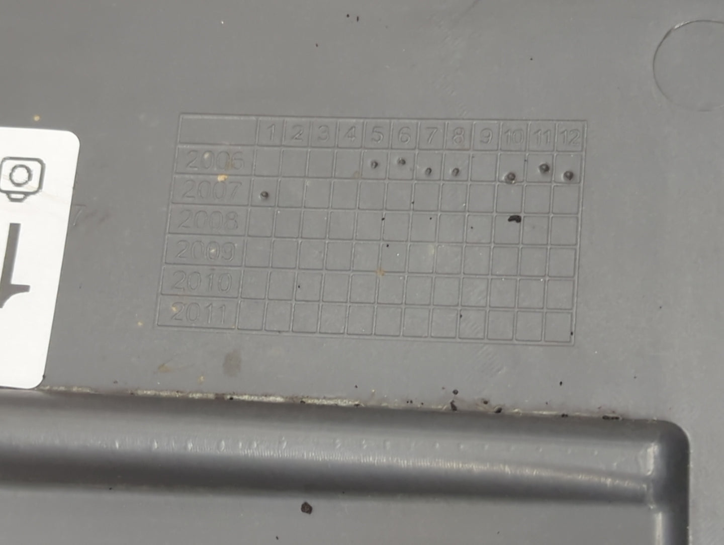 2007 Gmc Acadia Engine Cover 1450198 - Oemusedautoparts1.com