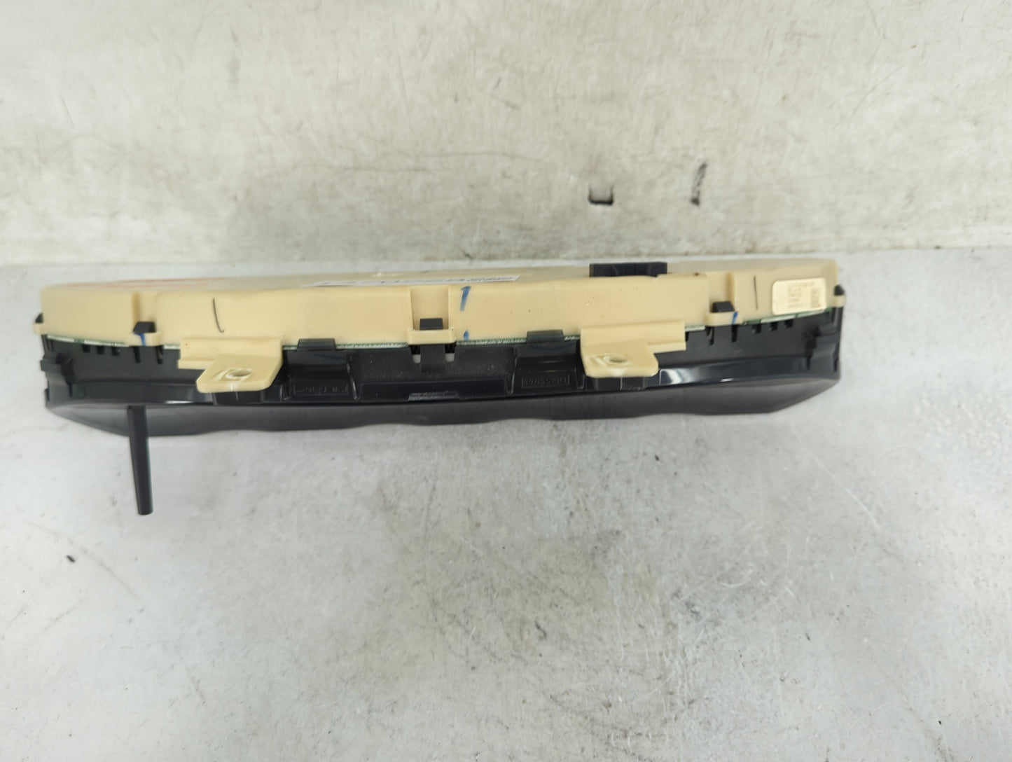 2007-2010 Gmc Acadia Instrument Cluster Speedometer Gauges P/N:15890220 Miles:141K Fits Fits 2007 2008 2009 2010 OEM Used Au