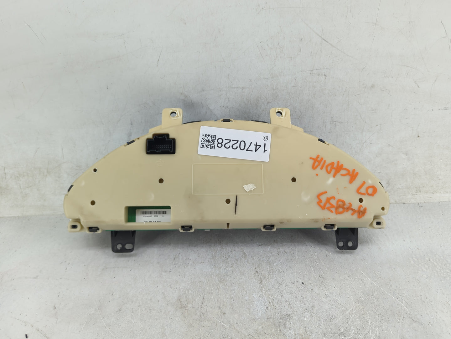 2007-2010 Gmc Acadia Instrument Cluster Speedometer Gauges P/N:15890220 Miles:141K Fits Fits 2007 2008 2009 2010 OEM Used Au