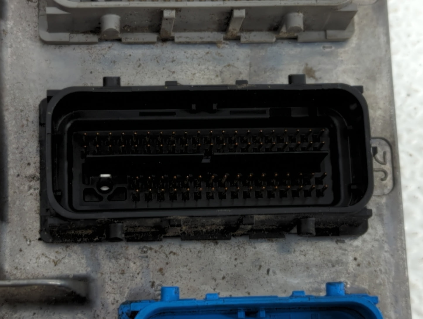 2007 Gmc Acadia Fusebox Fuse Box Panel Relay Module P/N:12605843 15906911 Fits OEM Used Auto Parts - Oemusedautoparts1.com