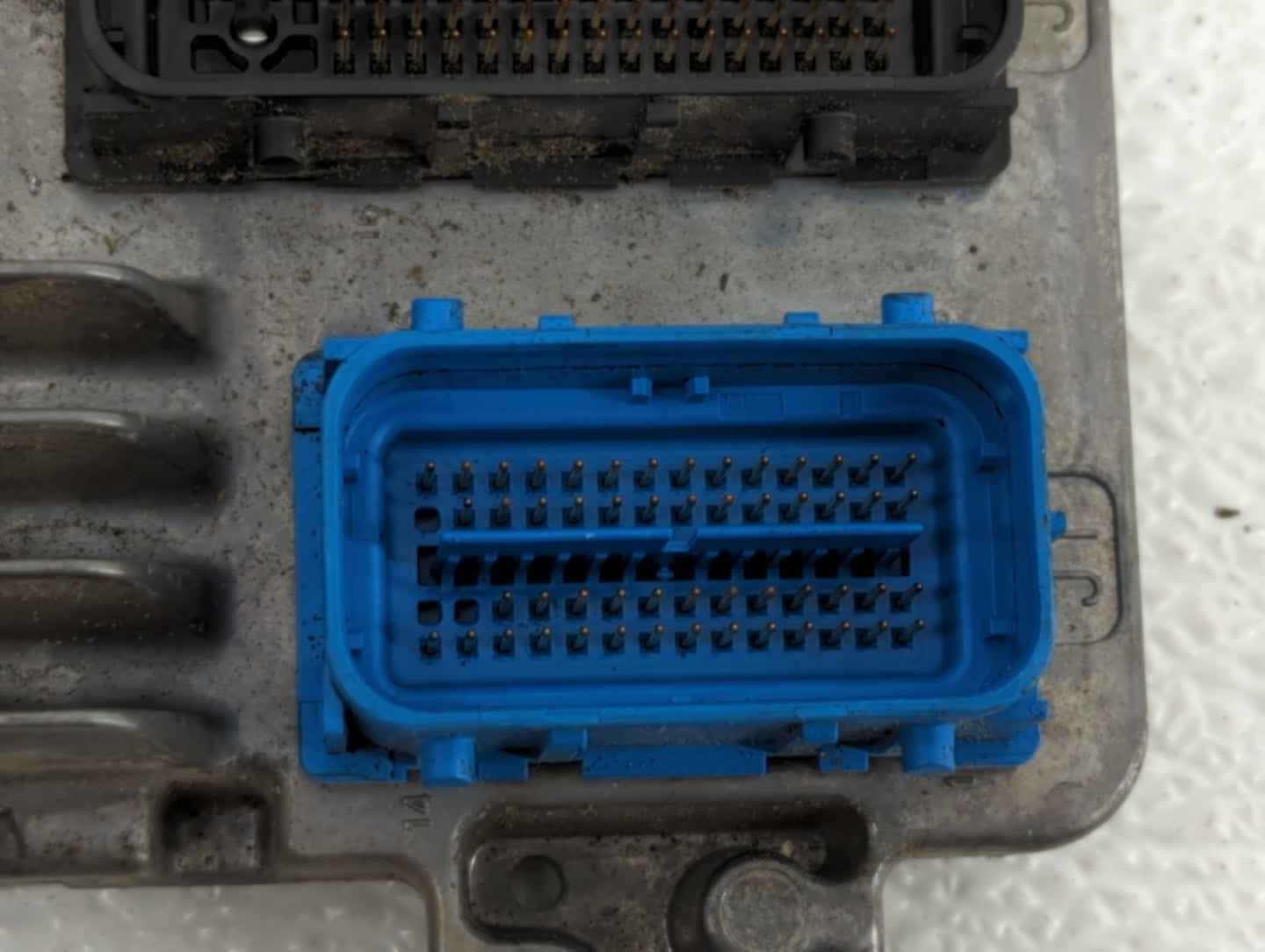 2007 Gmc Acadia Fusebox Fuse Box Panel Relay Module P/N:12605843 15906911 Fits OEM Used Auto Parts - Oemusedautoparts1.com