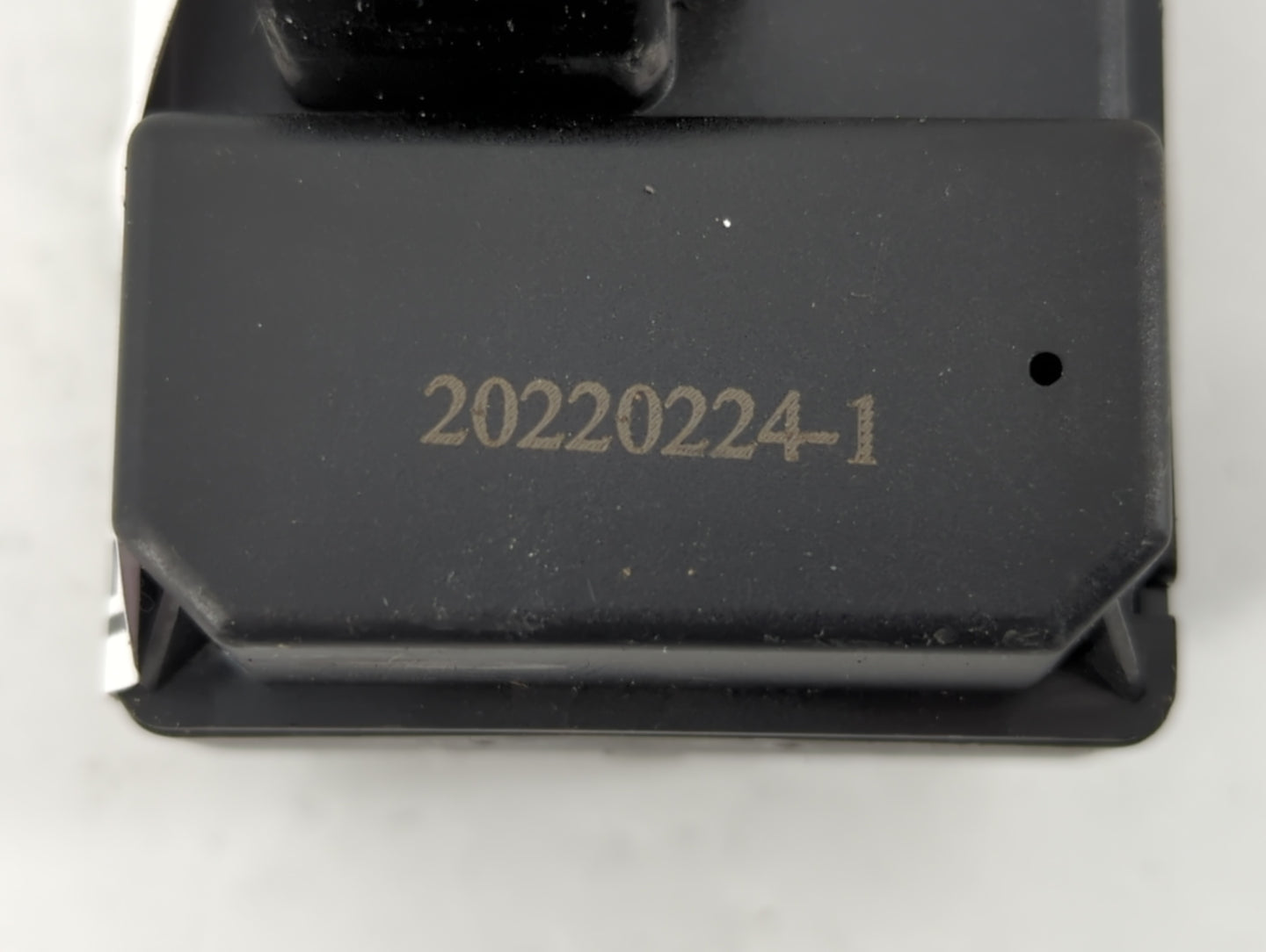 2007-2017 Gmc Acadia Master Power Window Switch Replacement Driver Side Left P/N:20220224 Fits OEM Used Auto Parts - Oemused