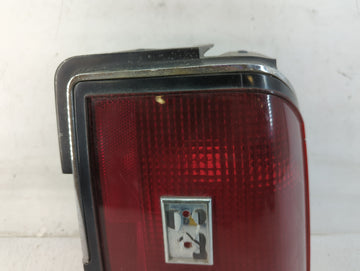 2007-2012 Gmc Acadia Tail Light Assembly Passenger Right OEM P/N:GM 5973622 4 Fits Fits 2007 2008 2009 2010 2011 2012 OEM Used Auto Parts