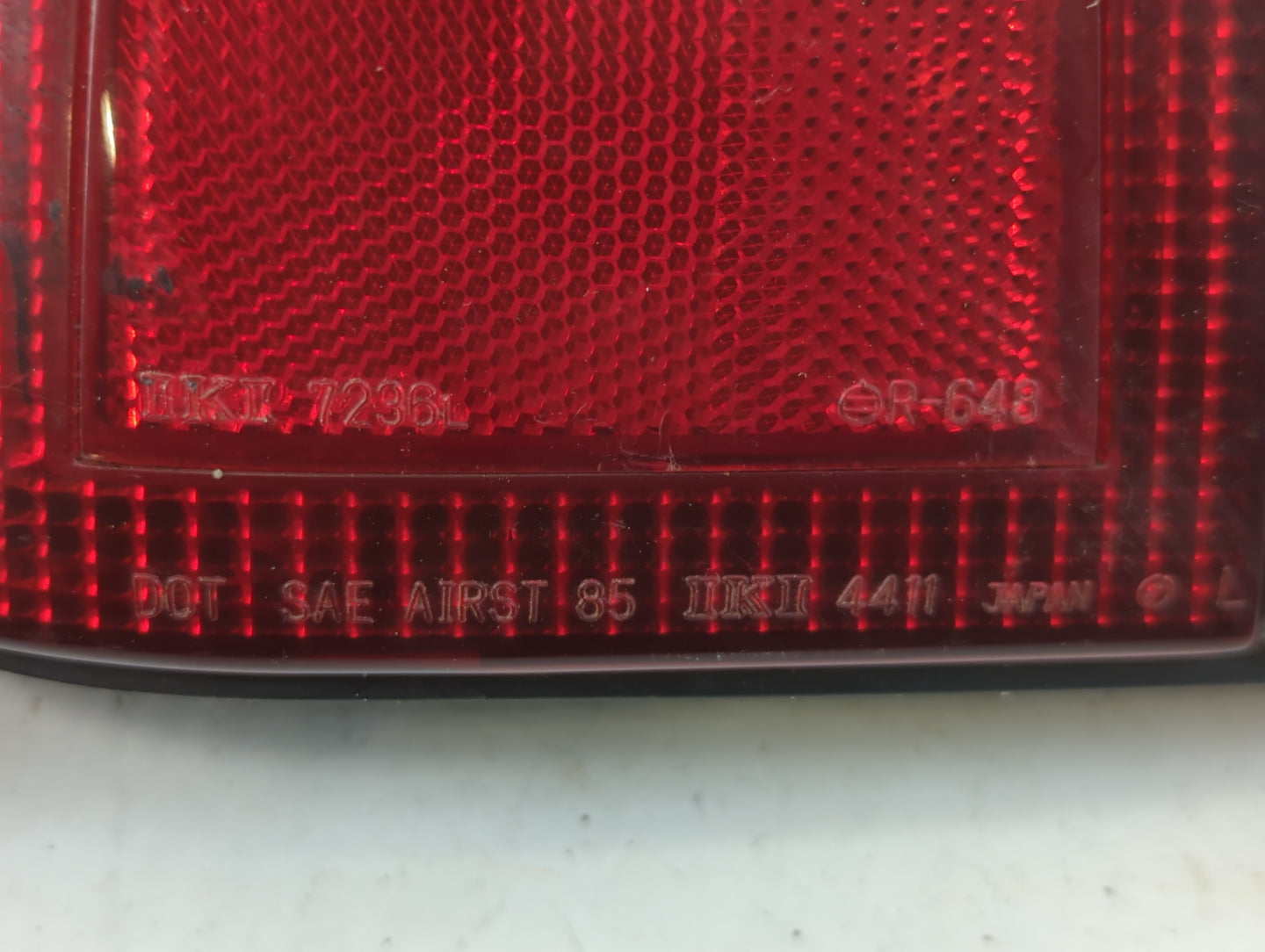 2007-2012 Gmc Acadia Tail Light Assembly Passenger Right OEM Fits Fits 2007 2008 2009 2010 2011 2012 OEM Used Auto Parts - O