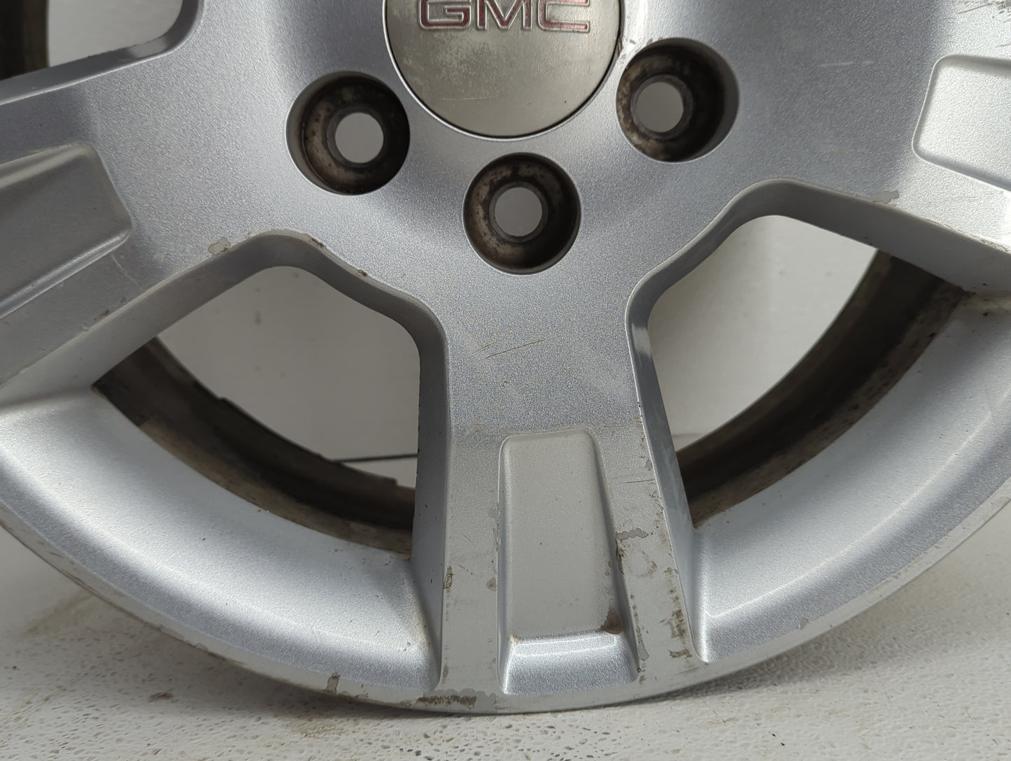 2007-2007 Gmc Acadia Oem Wheel Rim 829860 - Oemusedautoparts1.com