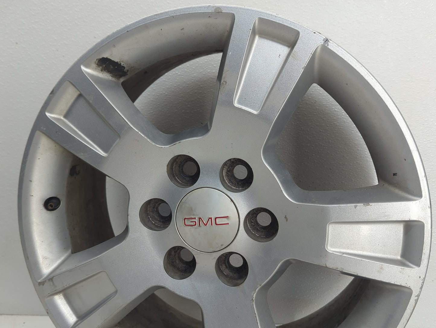 2007-2007 Gmc Acadia Oem Wheel Rim 829861 - Oemusedautoparts1.com