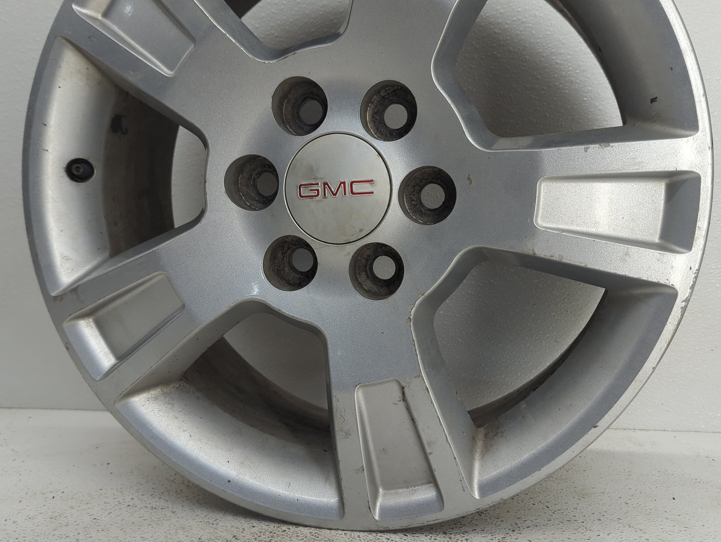 2007-2007 Gmc Acadia Oem Wheel Rim 829861 - Oemusedautoparts1.com