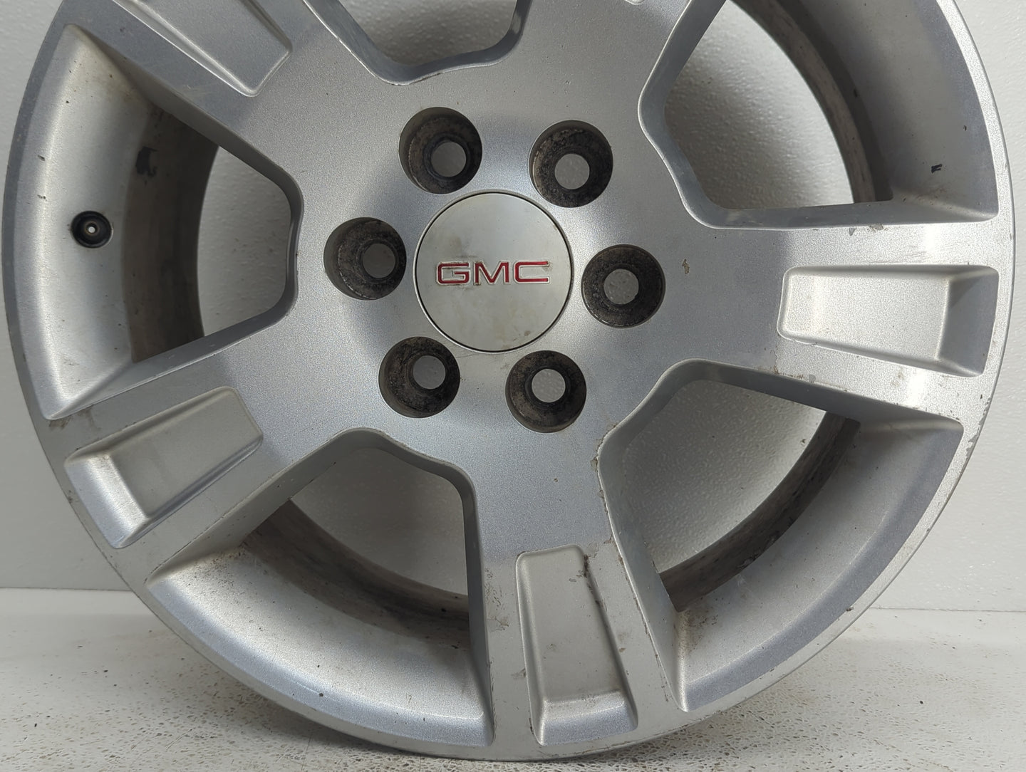 2007-2007 Gmc Acadia Oem Wheel Rim 829861 - Oemusedautoparts1.com