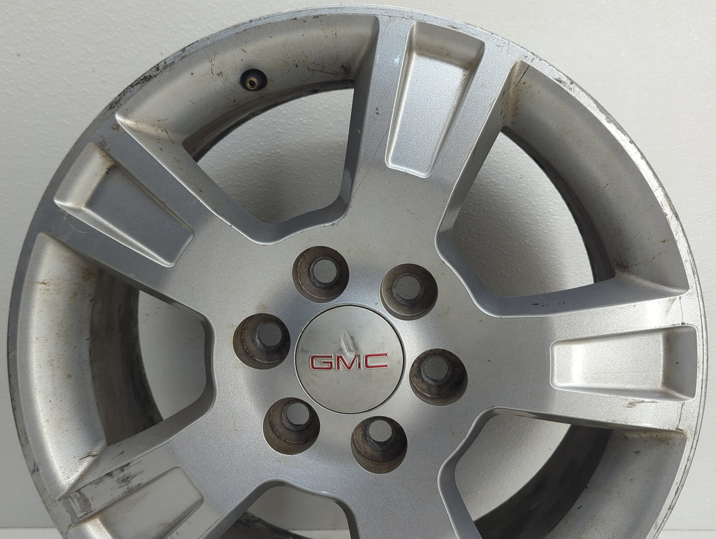 2007-2007 Gmc Acadia Oem Wheel Rim 829864 - Oemusedautoparts1.com