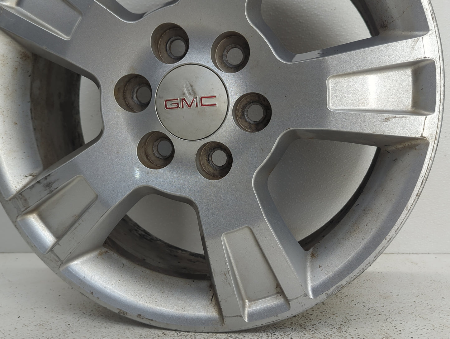 2007-2007 Gmc Acadia Oem Wheel Rim 829864 - Oemusedautoparts1.com