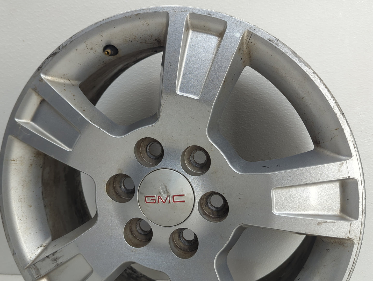 2007-2007 Gmc Acadia Oem Wheel Rim 829864 - Oemusedautoparts1.com
