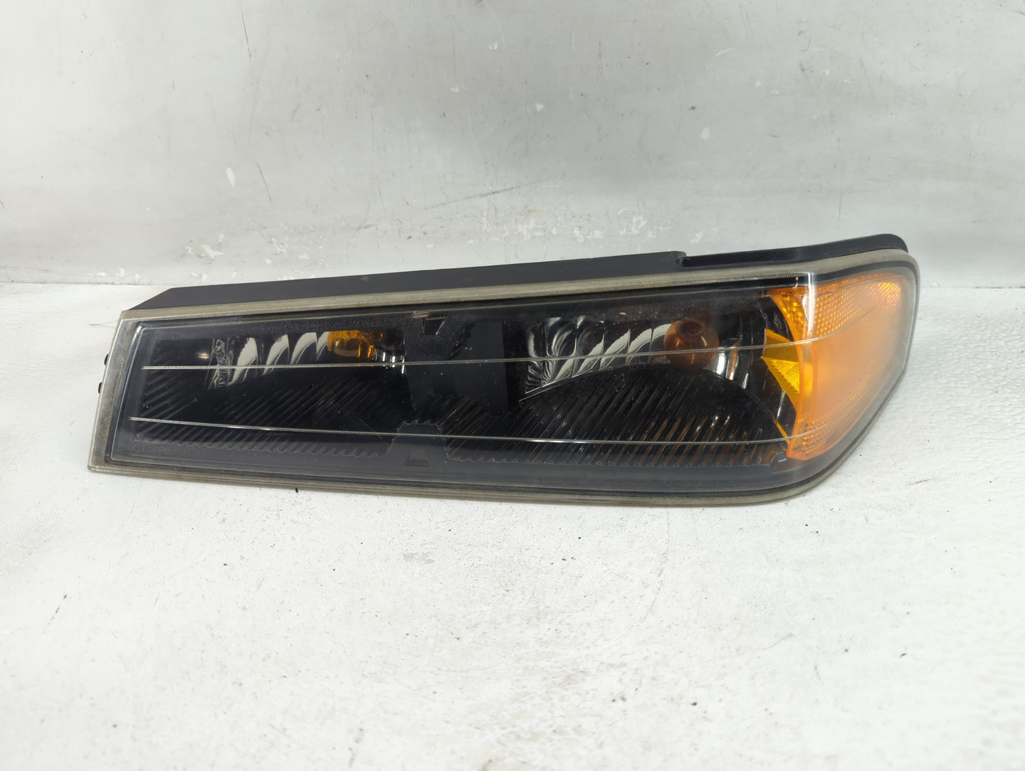 2004-2012 Gmc Canyon Driver Left Oem Front Light Lamp - Oemusedautoparts1.com