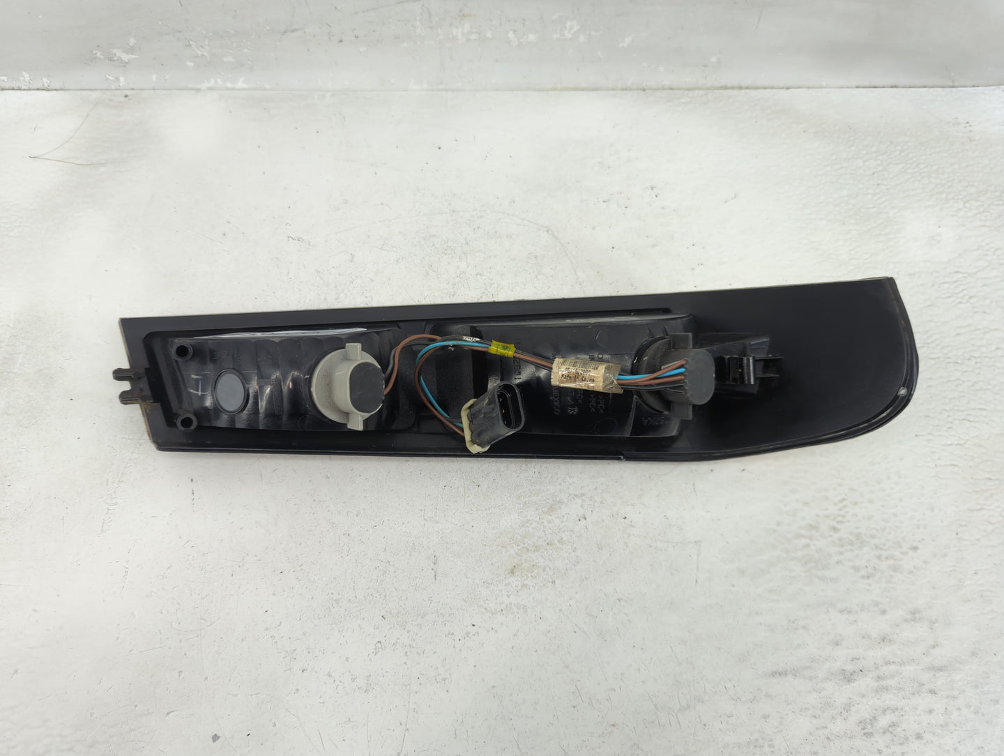 2004-2012 Gmc Canyon Driver Left Oem Front Light Lamp - Oemusedautoparts1.com