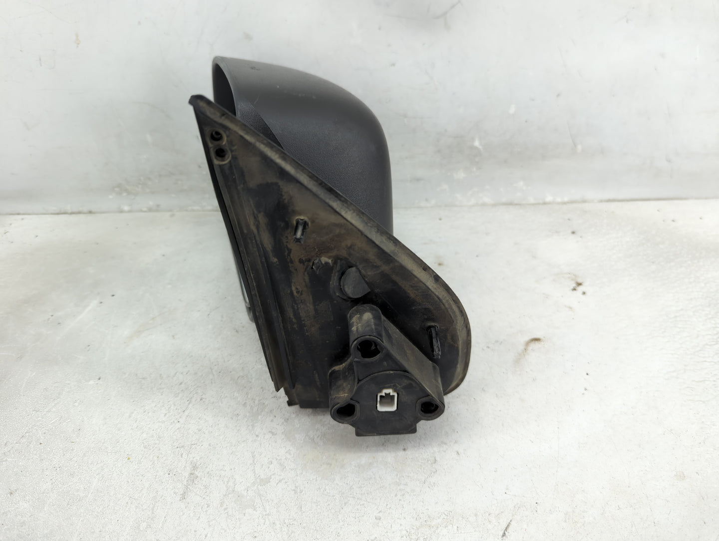 2004-2012 Gmc Canyon Driver Side View Mirror - Left Door Mirror OEM Used - Oemusedautoparts1.com