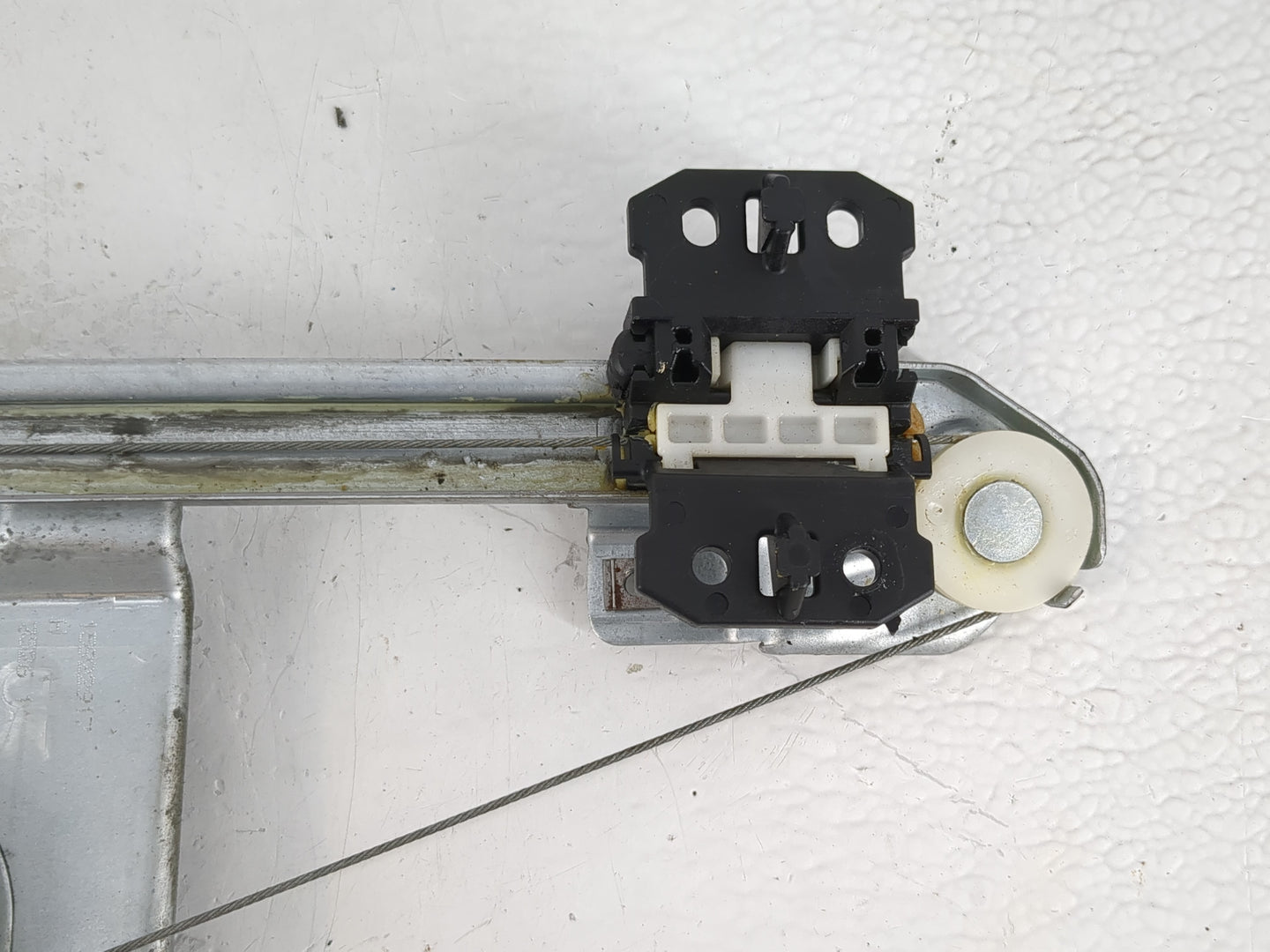 2004-2012 Gmc Canyon Passenger Rear Right Power Window Motor - Oemusedautoparts1.com