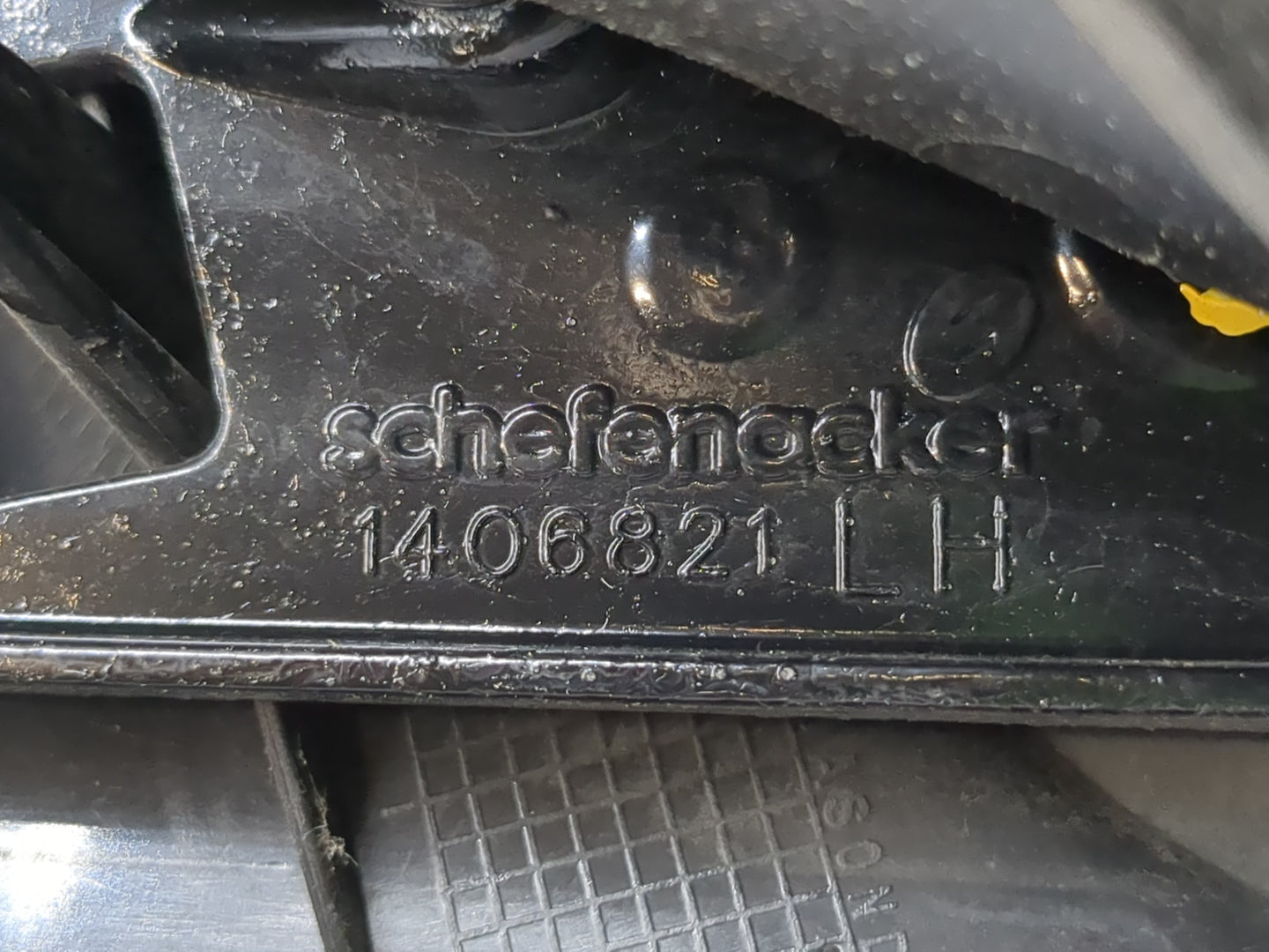 2004-2012 Gmc Canyon Passenger Right Side View Manual Door Mirror Black - Oemusedautoparts1.com