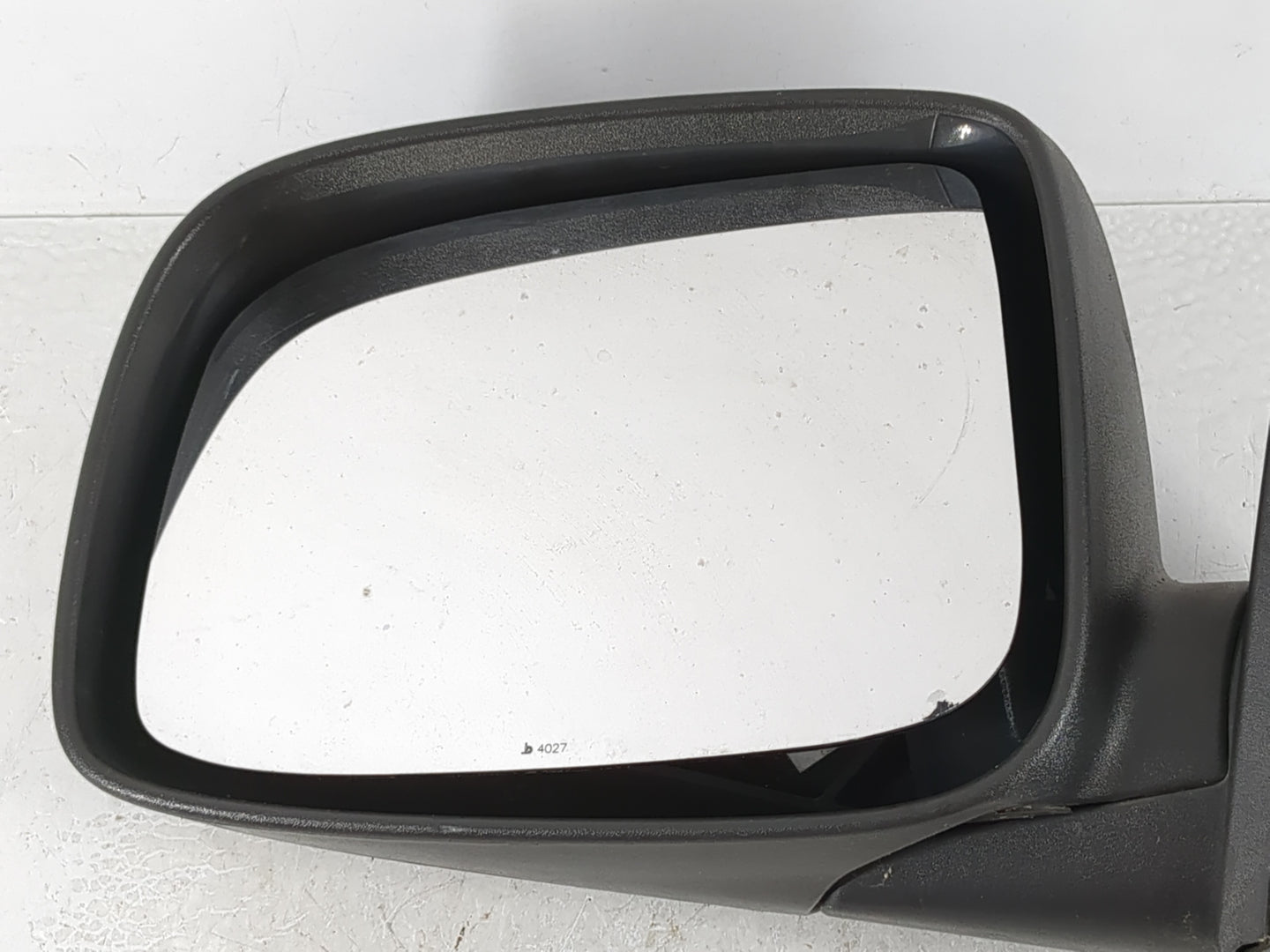 2004-2012 Gmc Canyon Passenger Right Side View Manual Door Mirror Black - Oemusedautoparts1.com