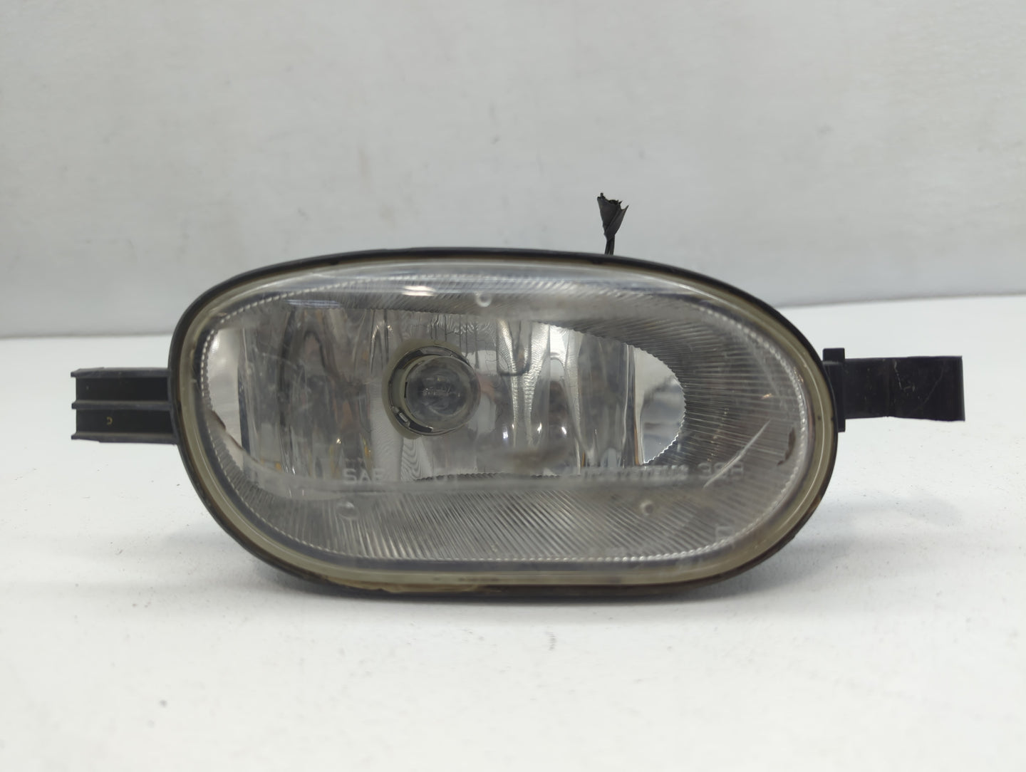 2002-2009 Gmc Envoy Passenger Right Oem Front Light Lamp - Oemusedautoparts1.com