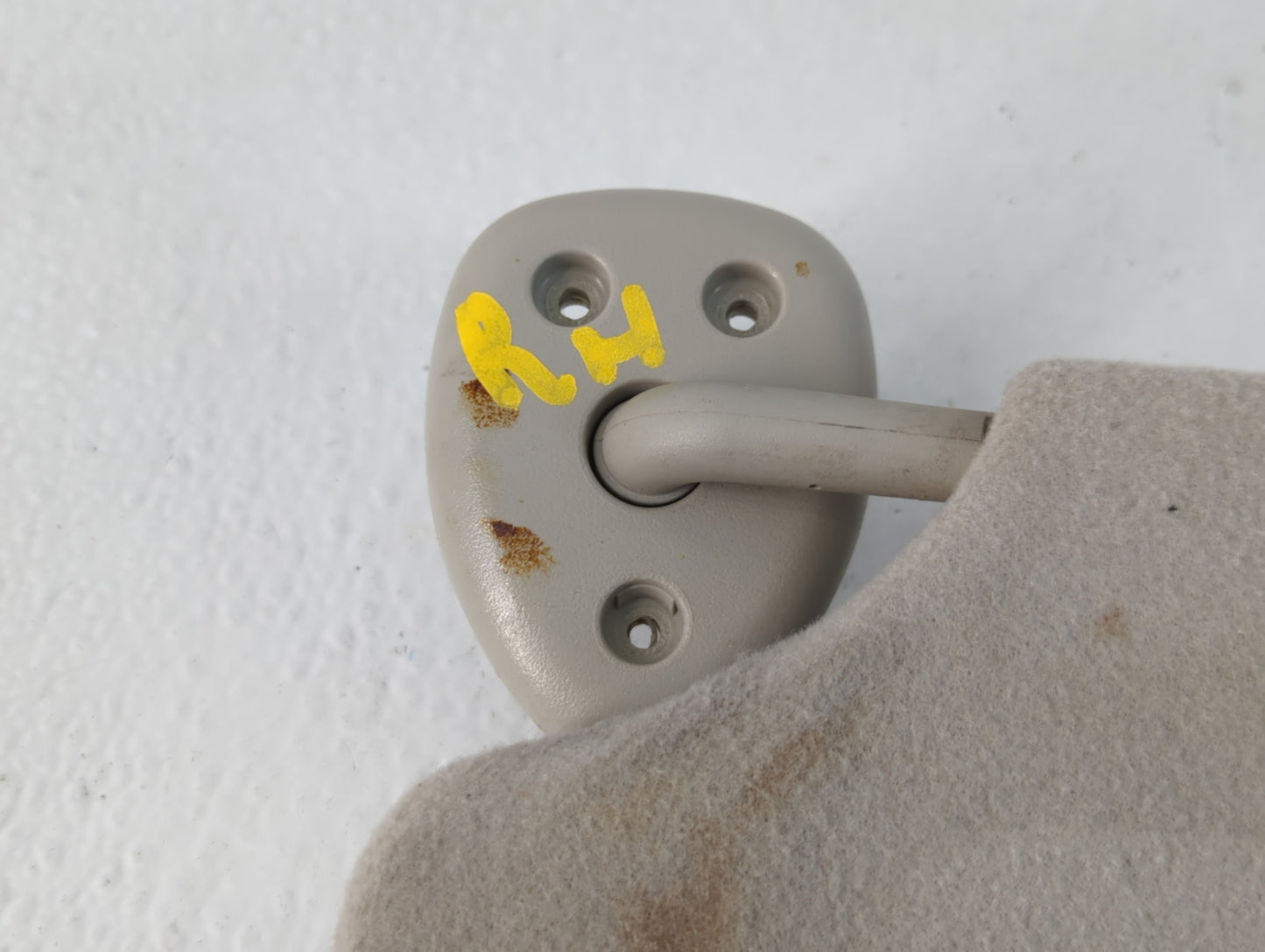 2005-2007 Gmc Envoy Sun Visor Shade Replacement Passenger Right Mirror Fits Fits 2005 2006 2007 OEM Used Auto Parts - Oemuse