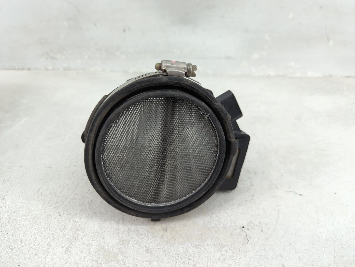 2007-2007 Gmc Sierra Mass Air Flow Meter Maf - Oemusedautoparts1.com